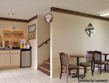 Hotel Super 8 Morristown East Downtown Interior foto